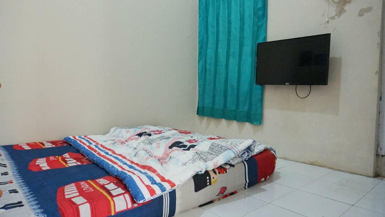 West Surabaya Homey Buitenkant foto